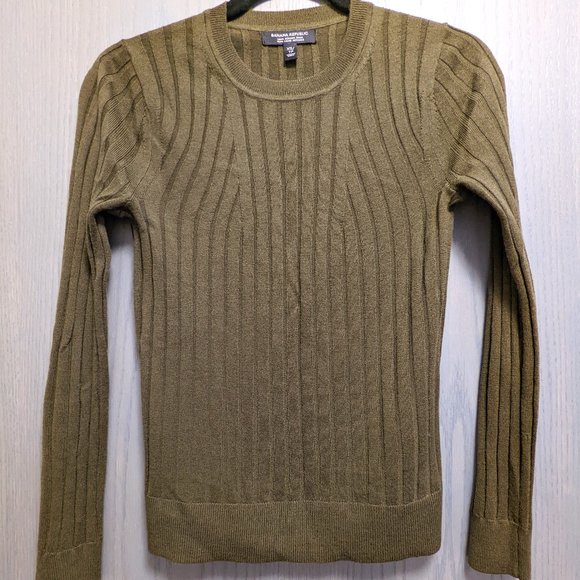 BR Merino Wool Fine Knit Sweater - Picture 2 of 3